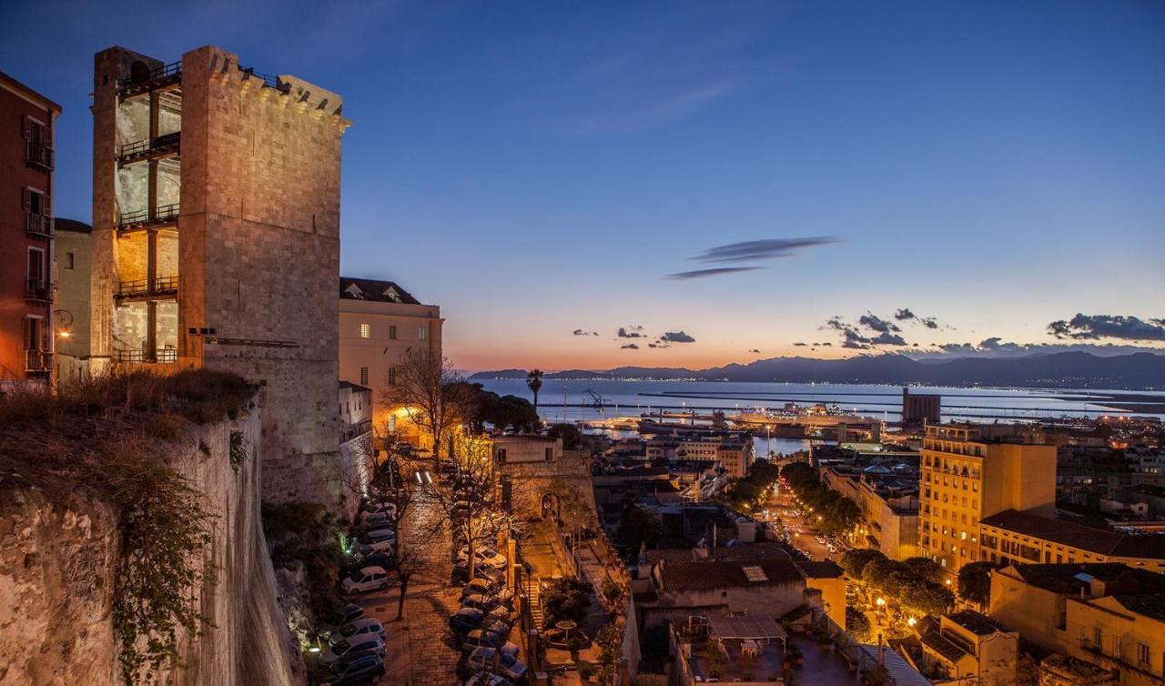 Bellini Lorenz Apartment Cagliari Dış mekan fotoğraf