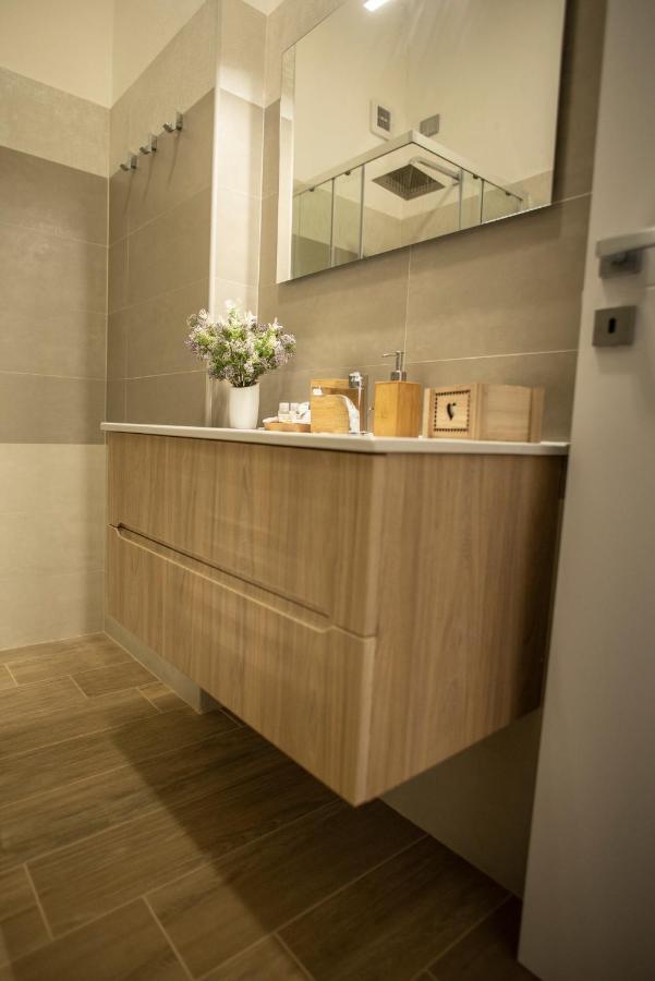 Bellini Lorenz Apartment Cagliari Dış mekan fotoğraf