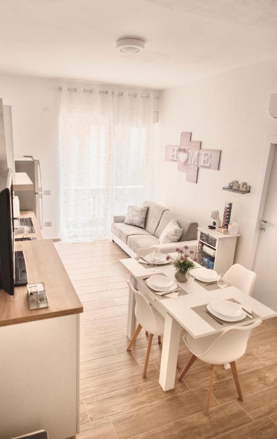 Bellini Lorenz Apartment Cagliari Dış mekan fotoğraf