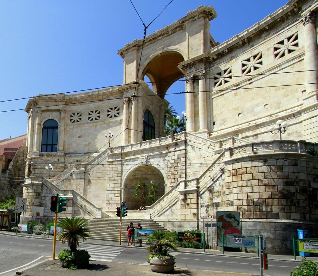 Bellini Lorenz Apartment Cagliari Dış mekan fotoğraf